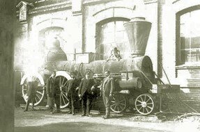 Maquinas de vapor y líneas férreas