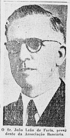 Discussão sobre o cheque de turismo para o pagamento de taxas e impostos. Proposta de reformulação da legislação acerca dos cheques. Entrevista com o presidente da Associação Bancária, João Leão de Faria