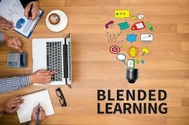 NACE EL CONCEPTO B-LEARNING