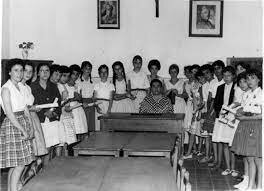 Proceso de Desarrollo Educativo 1975