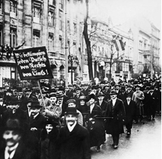 German Revolution of 1918 and Kaiser Wilhelm II Resigns