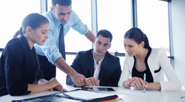 Timeline: CAPACITACION (ANTECEDENTES Y EVOLUCION) // Alumno: López Bernardo César