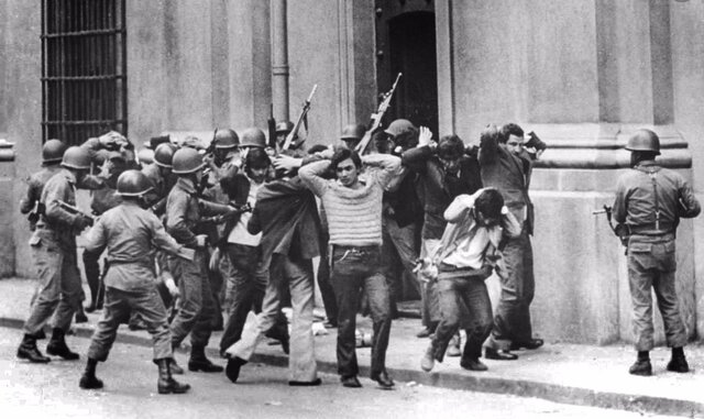 Crisis de la Dictadura