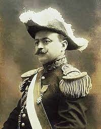 Óscar Raymundo Benavides Larrea