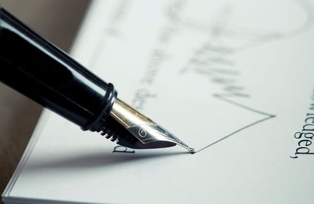 Se firmó el armisticio entre Francia y Alemania el 11 de noviembre de 1918 poniendo fin a la Primera Guerra Mundial.