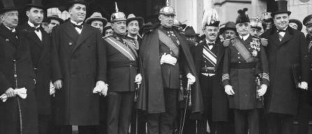 Comienzo de la directura del Primero de Rivera