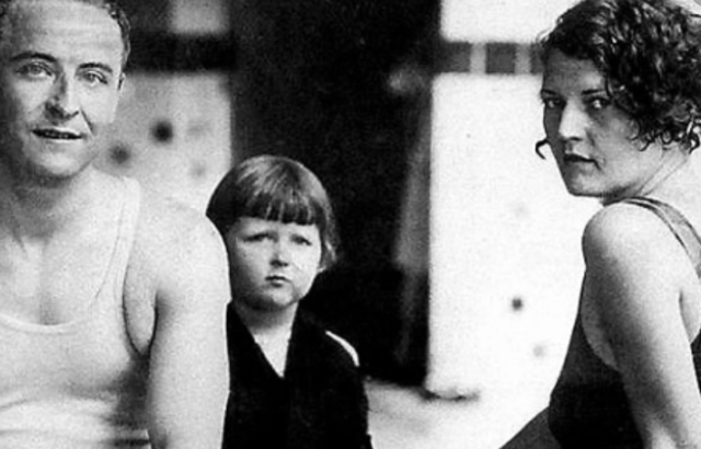 Francis Scott Fitzgerald is born