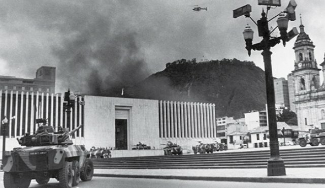 Attack to the Courthouse 1985