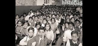 Se funda la SEP,gracias a Jose Vazconcelos.