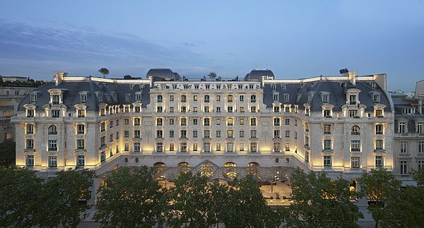 Hotel Majestic. (Actlmnt.: The Peninsula Paris).