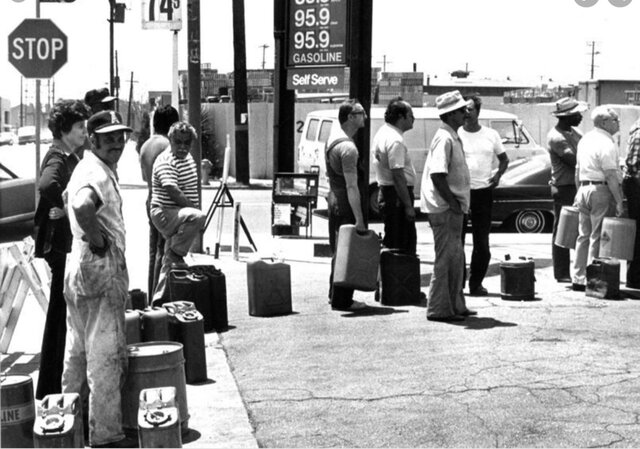 CRISIS  DEL  PETRÓLEO