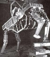 Primer camión caminante