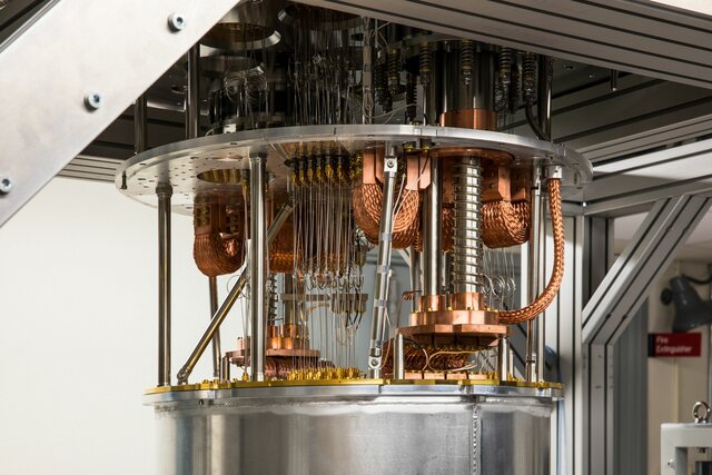 2016 First quantum computer by MIT scientists