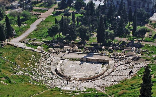 Teatro Dionisos (piedra)