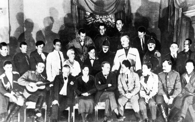 Выступление на сцене МХАТ