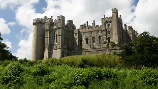 1348- Black Death finally reaches Britain and Ireland