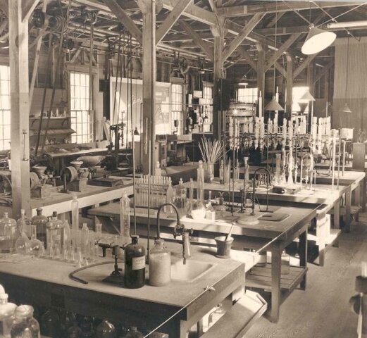 Edison transportó su laboratorio a menlo park