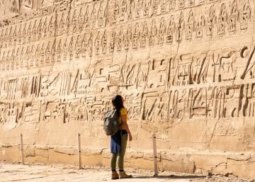 2,600 a.C - Escritura de Piedra