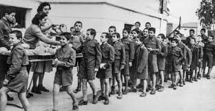 3 de setiembre: Inglaterra y Francia (aliados) declaran la guerra a Alemania.