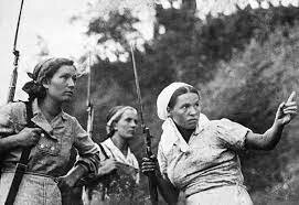 25 de abril: Tropas de Unión Soviética toman Berlín.