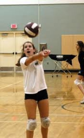 Despues como, yo practique voleibol.