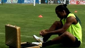 Ronalhdino's Golden Studs