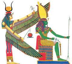 Va reinstaurar la religió politeista