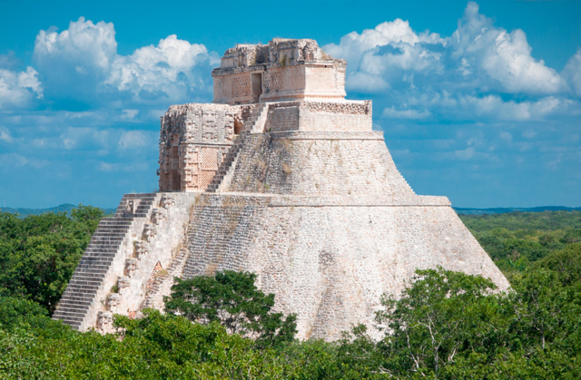 Fundación de Uxmal