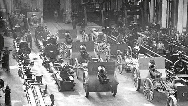 Primera fabrica Internacional.