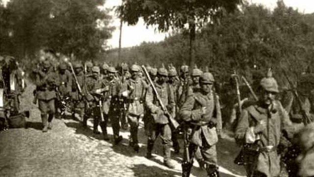 ALEMANYA ENTRE A PARIS.