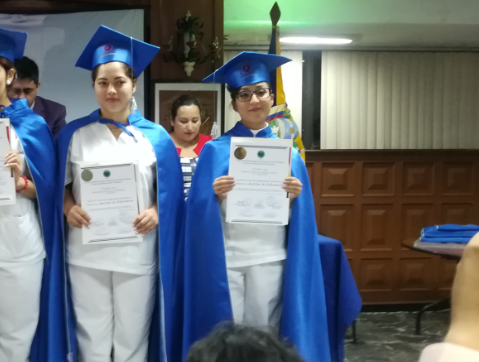 Graduación Auxiliar de Enfermería