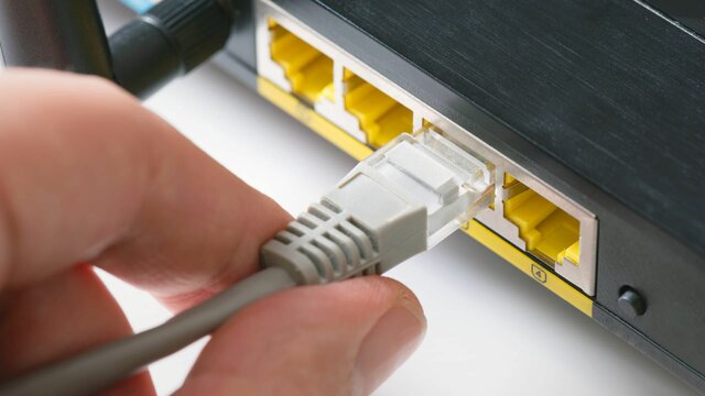 Intel faz parceria com a Xeros e deck