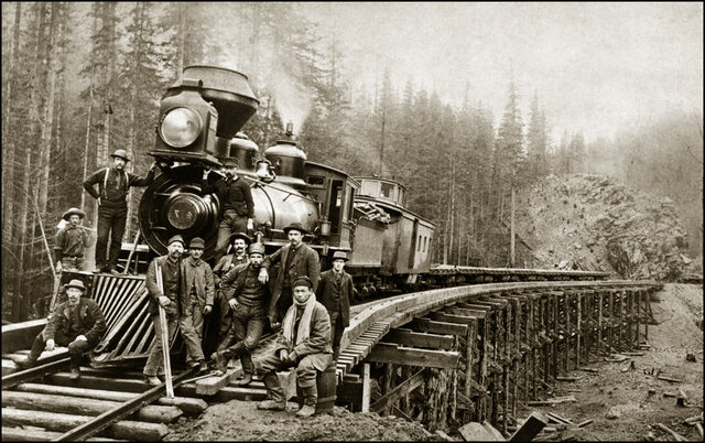 premier chemin de fer canadien