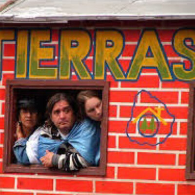 Timeline: La vivienda Uy