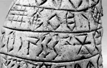 Se inventó la escritura que se expresaba por medio de dibujos o símbolos