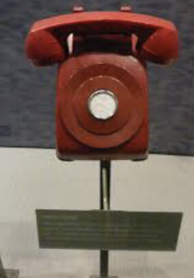 Teléfono rojo