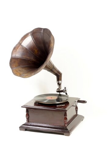 Phonograph