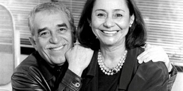 Se casa y publica un libro