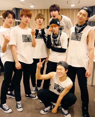 First Japanese Tour Wake Up: Open Your Eyes-Primera gira en Japón