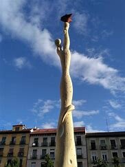 El pueblo español tiene una camino que conduce a una estrella