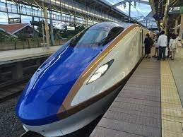 Hokuriku Shinkansen started running