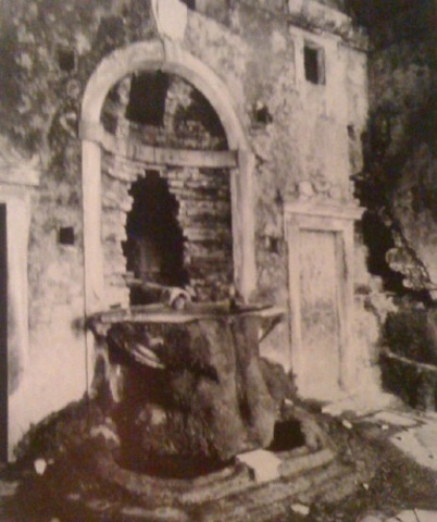 Fountain of Morgan LeFay by Giambologna. Villa Vecchietti, "Il Riposo, " Grassina/Bagno a Ripoli.