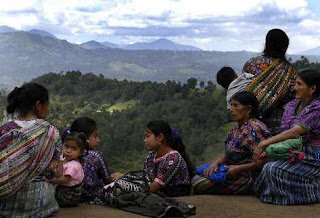 Los mayas como enemigo colectivo del Estado.