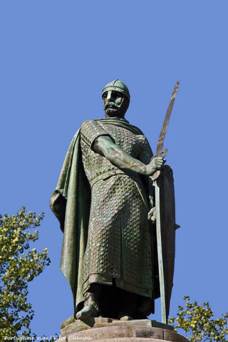 Nascimento de D. Afonso Henriques