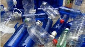 Plástico o Policloruro de vinilo