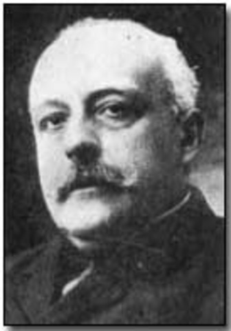 Austria-Hungary threatens war against Serbia