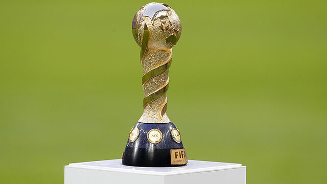 Se juega la primera Copa Confederaciones