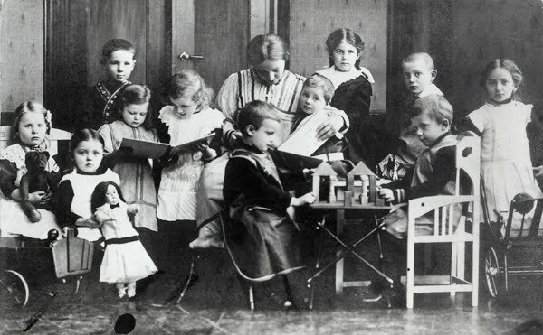 Concepto de Infancia- Kindergarten