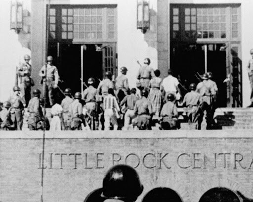 Document 9 : Les neufs de Little Rock Central High School