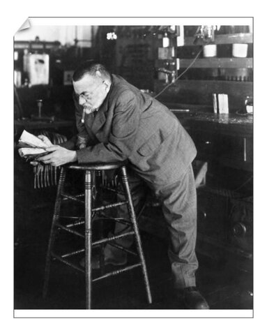 Steinmetz comenzó a trabajar como ingeniero consultor de General Electric